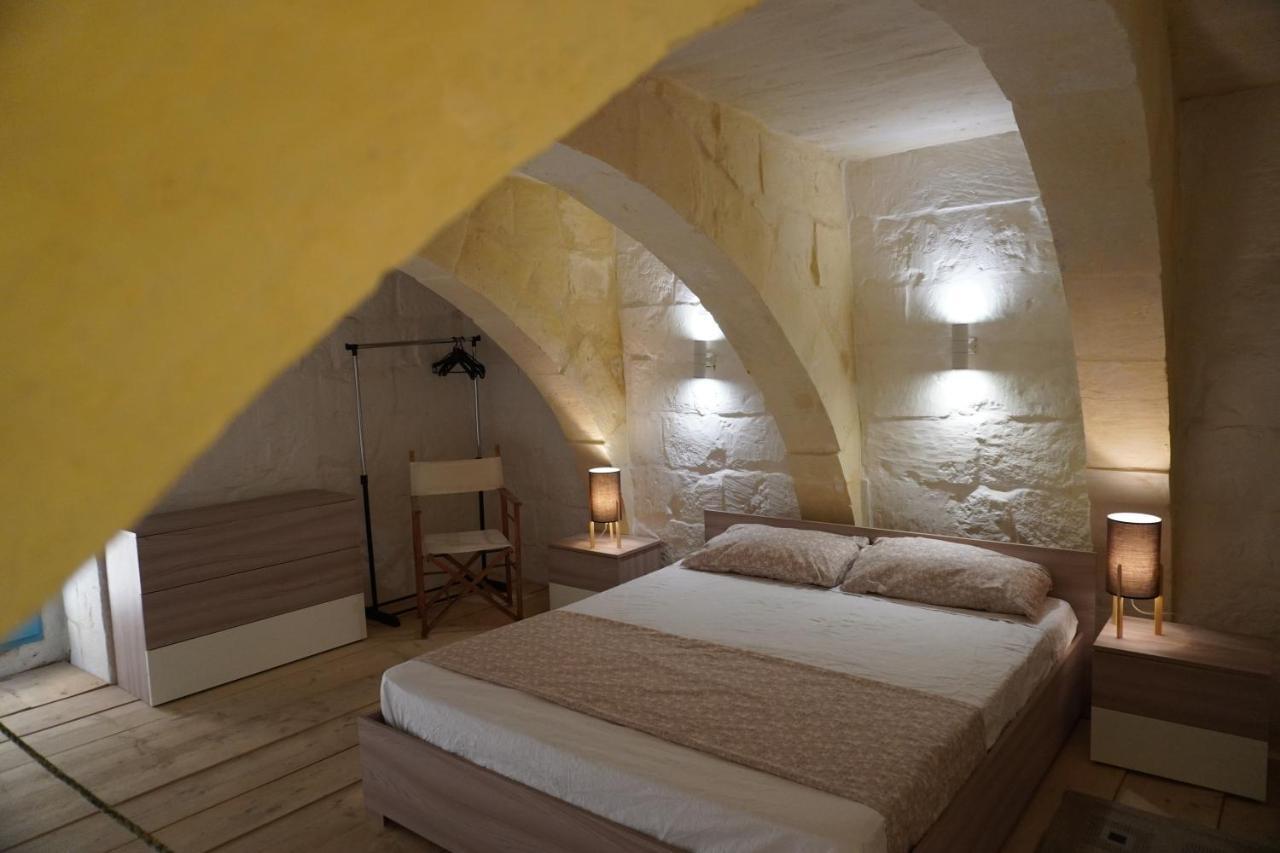 Il-Mezzanine Private Traditional And Walking Distance To Bus Terminus Villa Cospicua Exterior photo